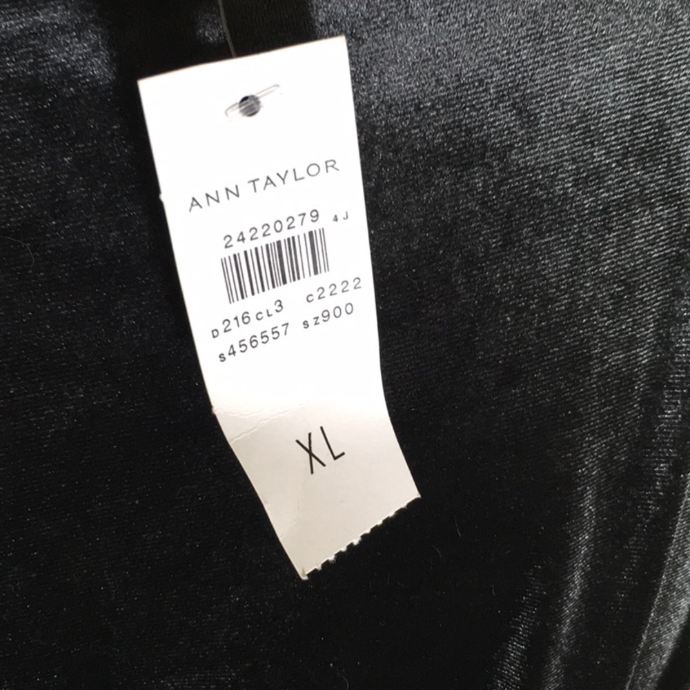 NWT Beautiful faux wrap grey velvet dress - Picture 3 of 4